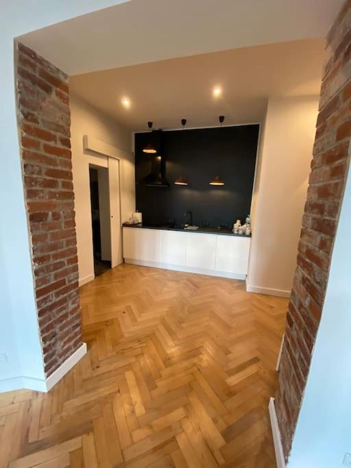 Wyjatkowy Apartament Blisko Rynku Lägenhet Wrocław Exteriör bild